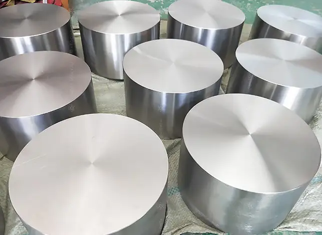 Титановая поковка