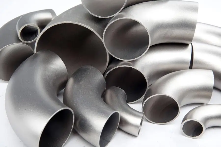 Отвод титановый